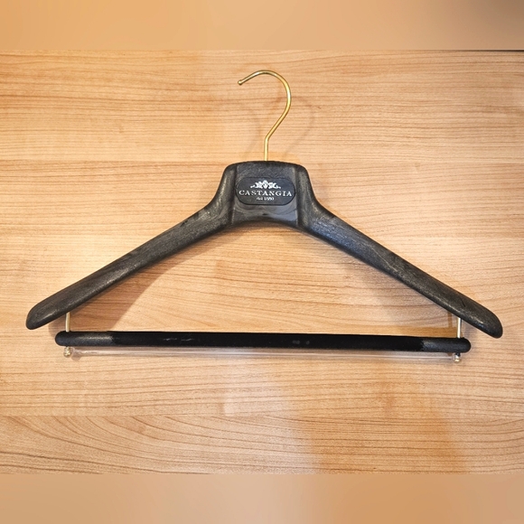 Castangia mens suit hanger - Picture 1 of 5